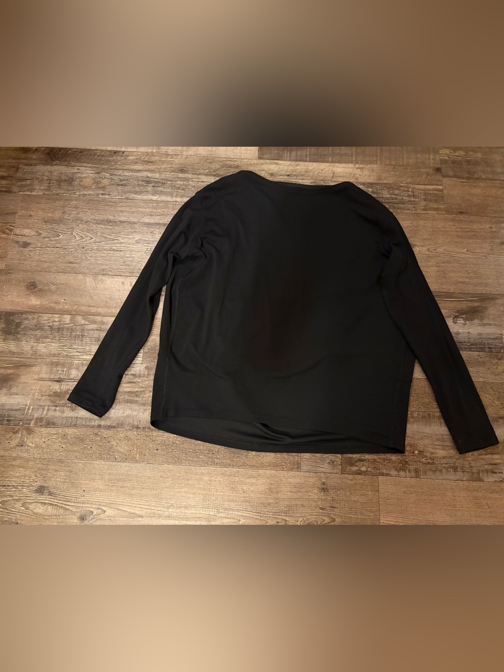 Lululemon back in action long sleeve shirt size 4